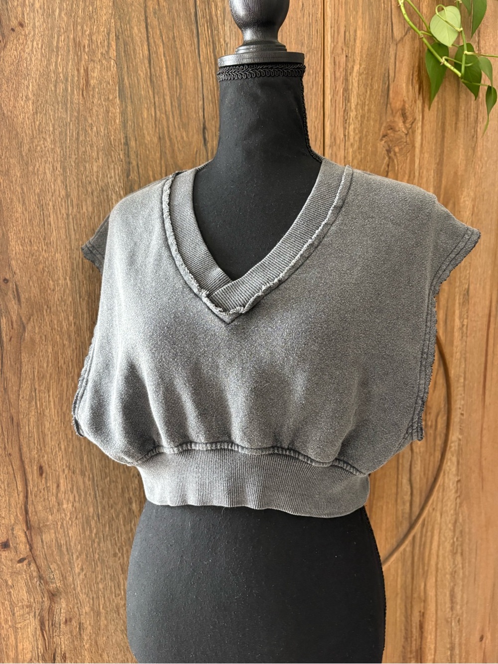 Washed Gray V-Neck Cropped Tank Top